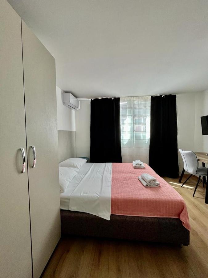 Apartmani Roza Πούλα Εξωτερικό φωτογραφία