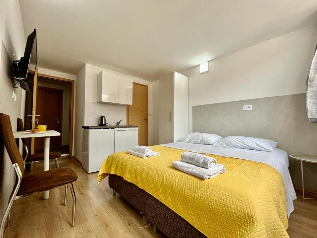 Apartmani Roza Πούλα Εξωτερικό φωτογραφία