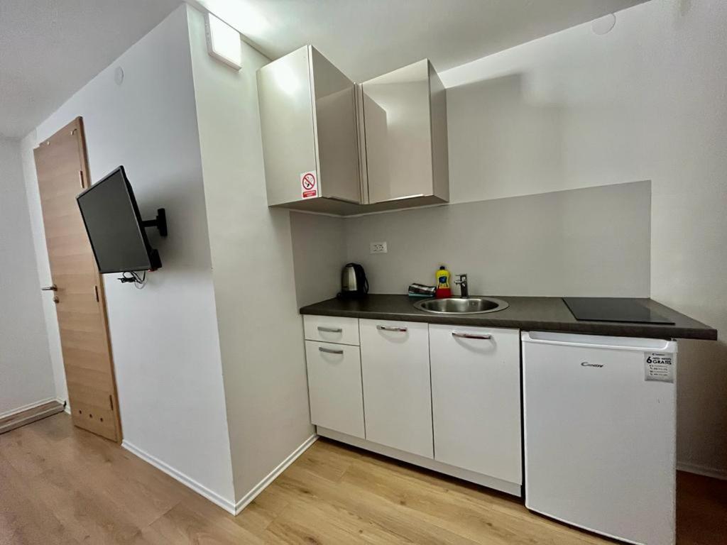 Apartmani Roza Πούλα Εξωτερικό φωτογραφία